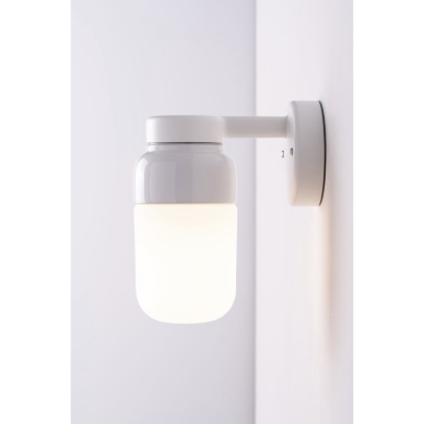 Bilde av Ifö Electric Ohm Wall Vegglampe Led E27 Hvit 100/210 Opalglass Ip44 8371-500-10